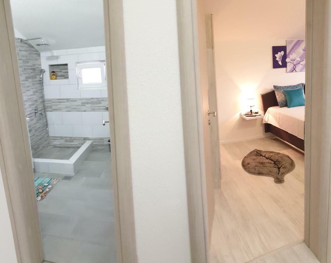 Holiday Home Flora Mostar Bagian luar foto